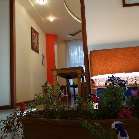 יירבאן Destiny 1 Hostel מראה חיצוני תמונה