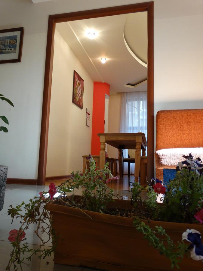 יירבאן Destiny 1 Hostel מראה חיצוני תמונה