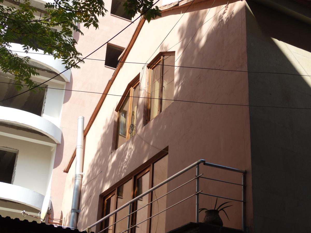 יירבאן Destiny 1 Hostel מראה חיצוני תמונה